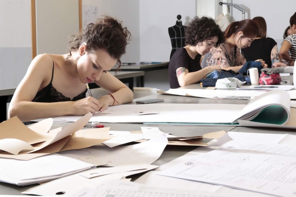 Fashion Schools Guide by THE FASHION PROPELLANT blog