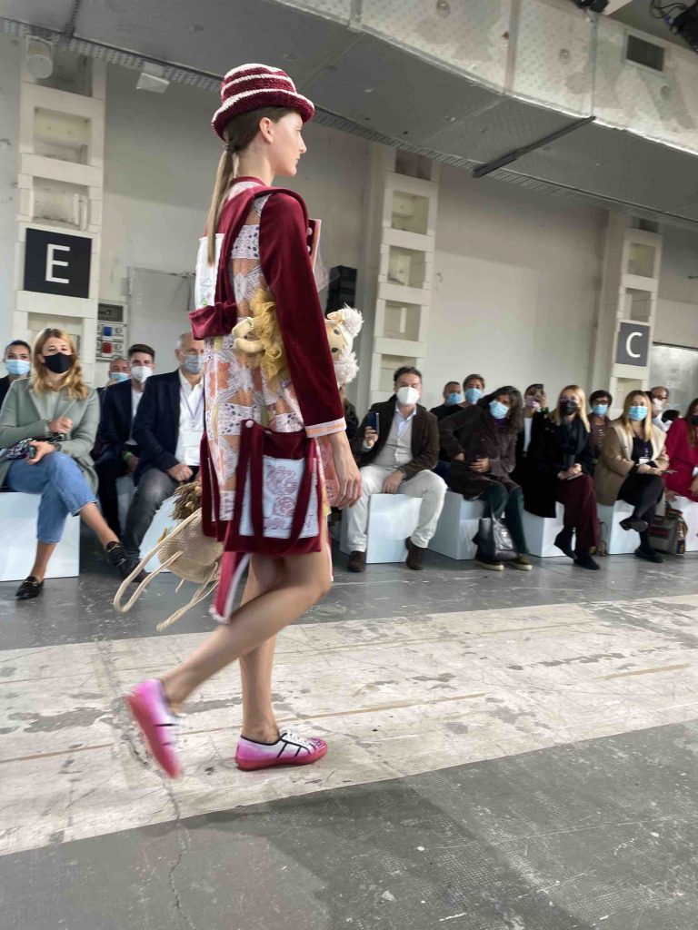 the-fashion-propellant-fashion-graduate-italia-2021-istituto-modartech-sara-ramalli