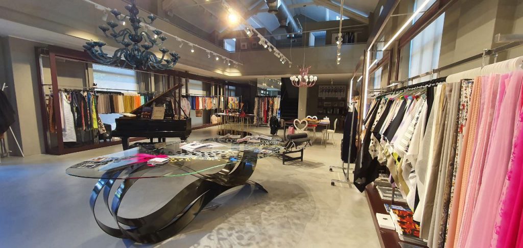 the-fashion-propellant-show-hub-milano