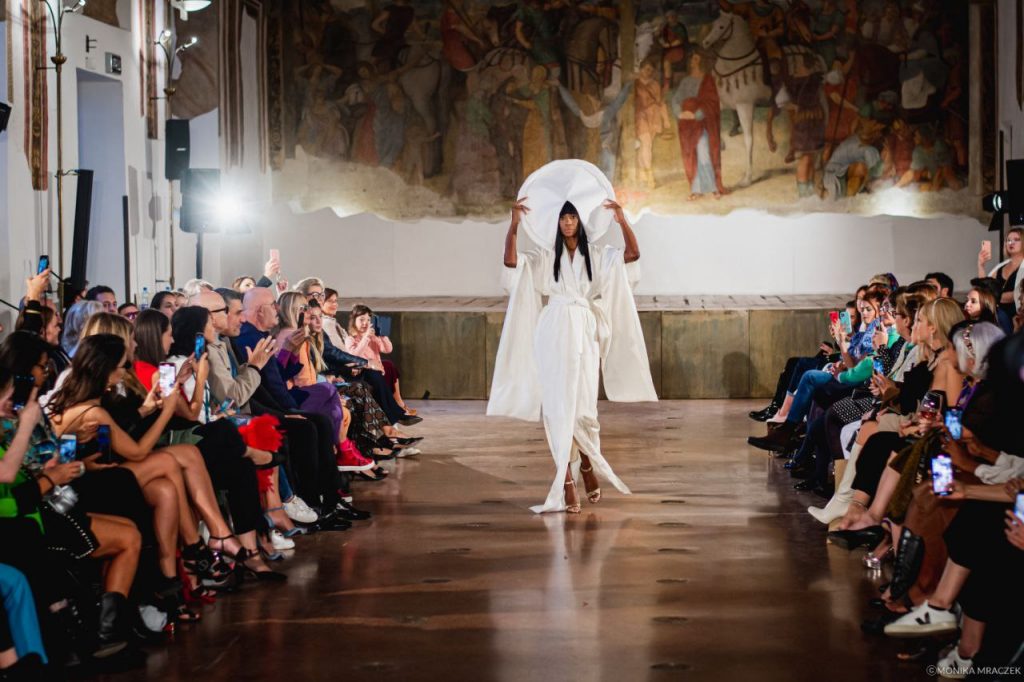 the-fashion-propellant-satisfashion-milano-fashion-week-settembre-2022 (6)