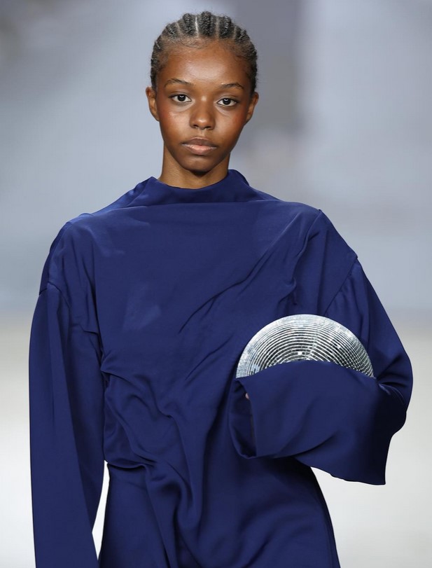 the-fashion-propellant-Istituto Secoli_Fashion Graduate Italia (5)